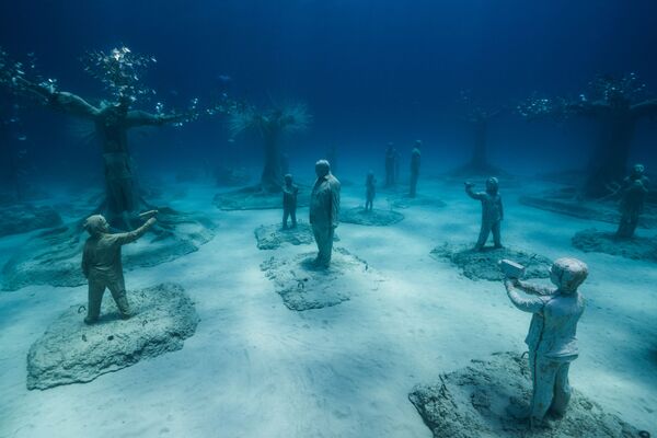 В городе Айя-Напа на Кипре появился первый в мире подводный парк со скульптурами  - Sputnik Грузия