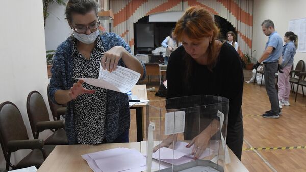 Подсчет голосов на выборах в единый день голосования - Sputnik Грузия