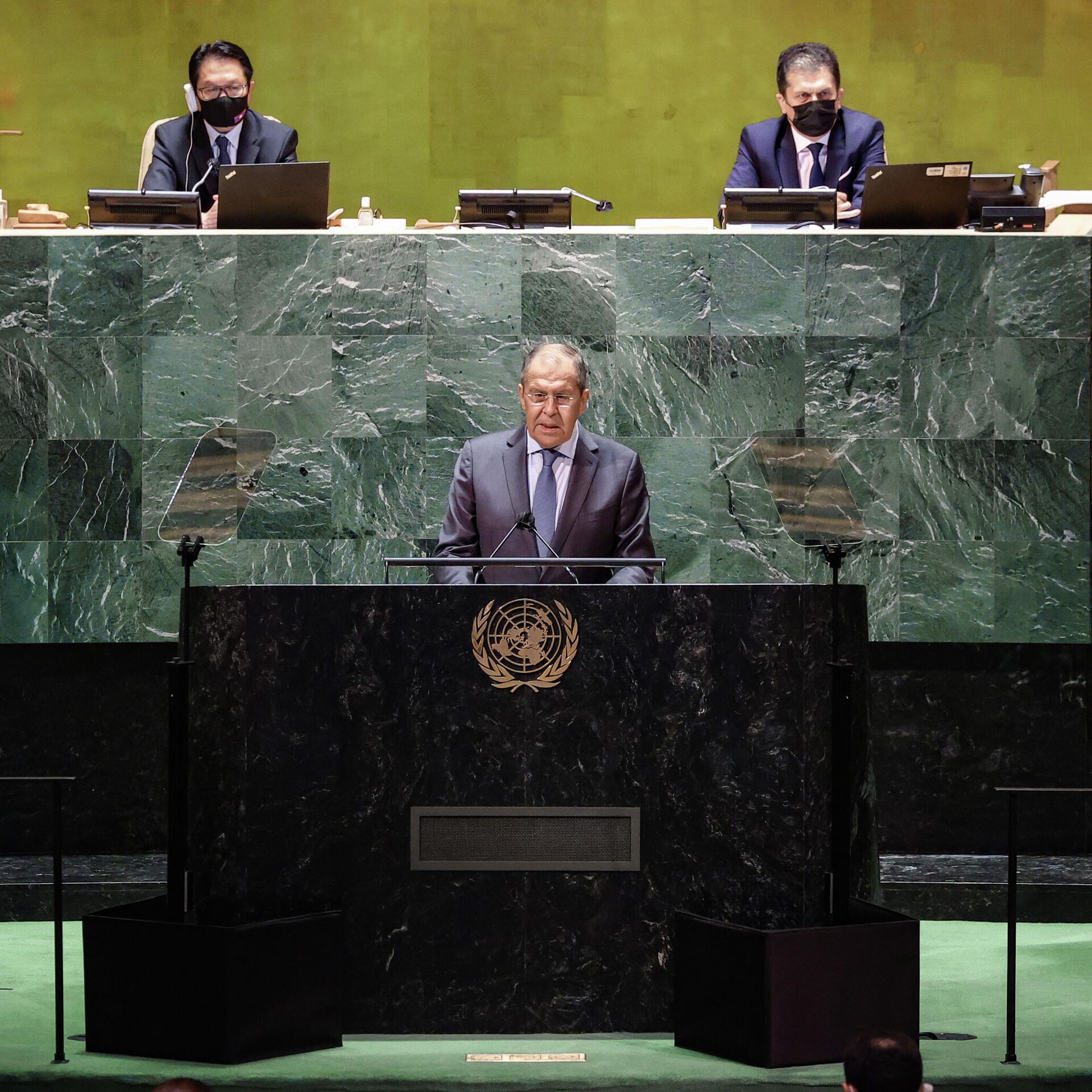 Россия оон 2024. Лавров в ООН 2021. Генеральная Ассамблея ООН Лавров. Речь Медведева на 64 сессии Ассамблеи ООН. Наши дипломаты в ООН женщины 2021 и 2022 год.