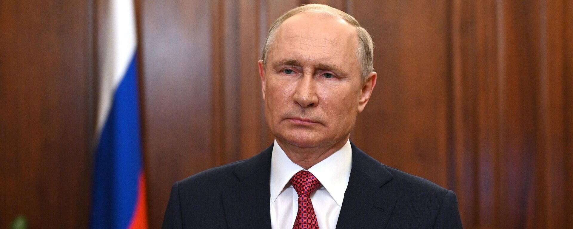 Президент РФ Владимир Путин во время видеообращения - Sputnik Грузия, 1920, 07.10.2021