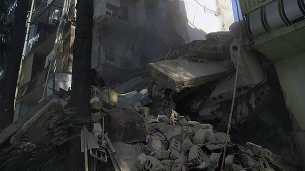 Обрушение жилого дома в Батуми: людей достают из-под завалов - видео - Sputnik Грузия