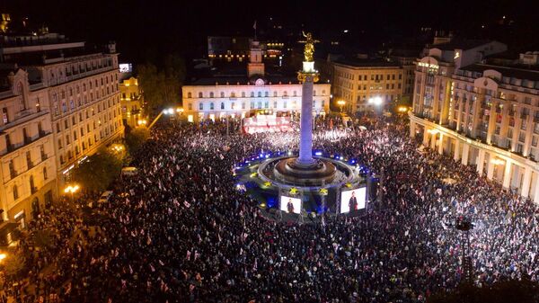Свободу Саакашвили - акция протеста оппозиции и ЕНД на площади Свободы 14 октября - Sputnik Грузия