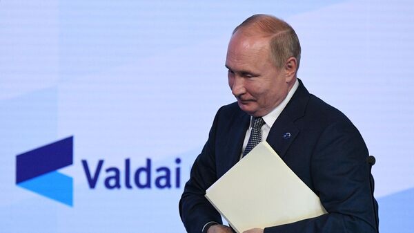  Президент РФ Владимир Путин принял участие в заседании клуба Валдай - Sputnik Грузия