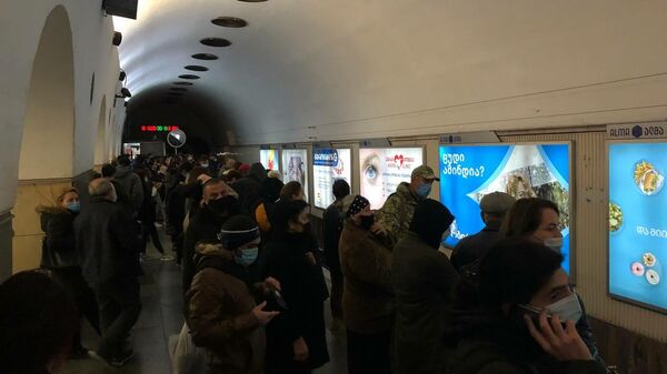 Тбилисское метро частично прекратило работу
 - Sputnik Грузия