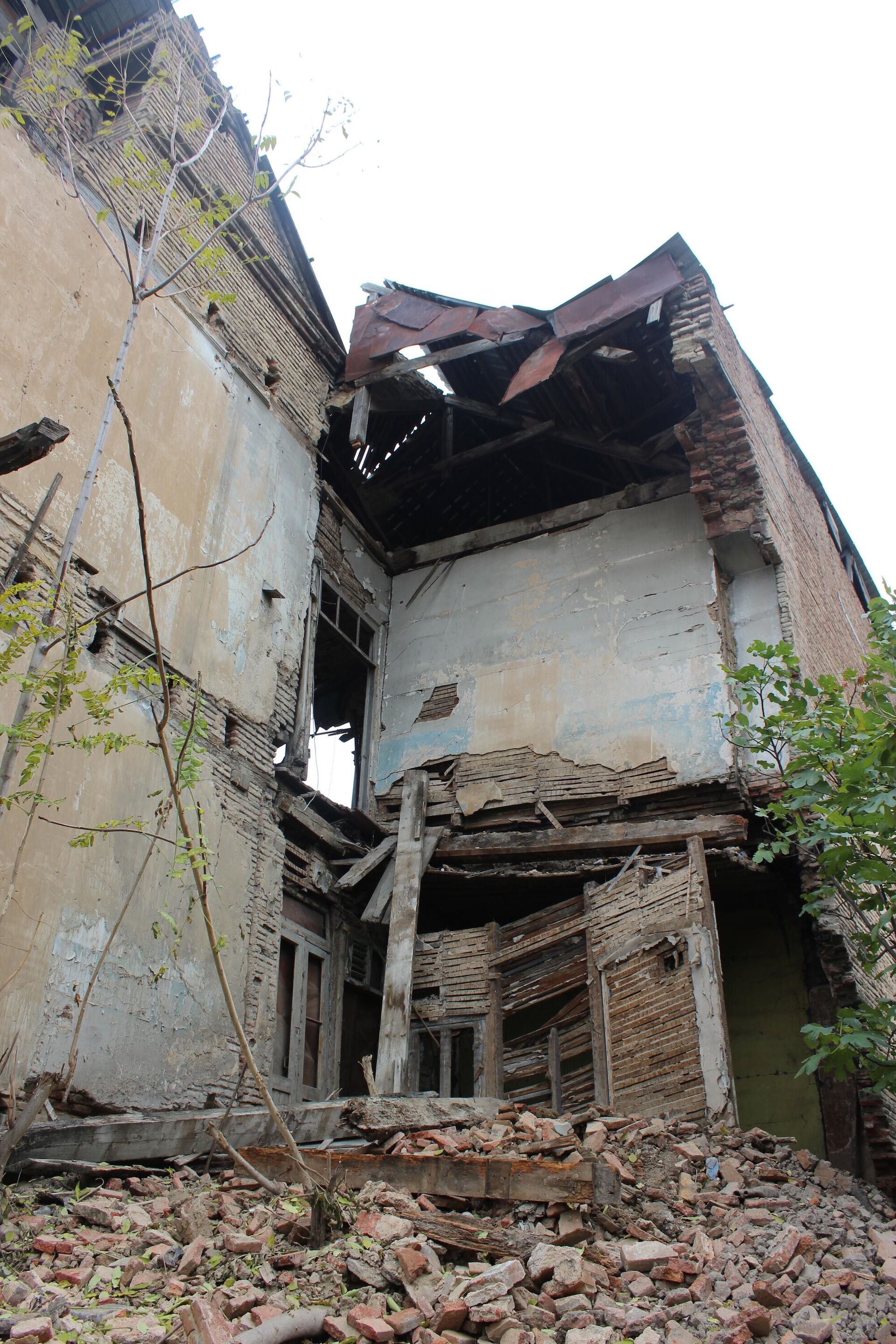 Задняя часть дома на улице Араратской - Sputnik Грузия, 1920, 18.11.2021