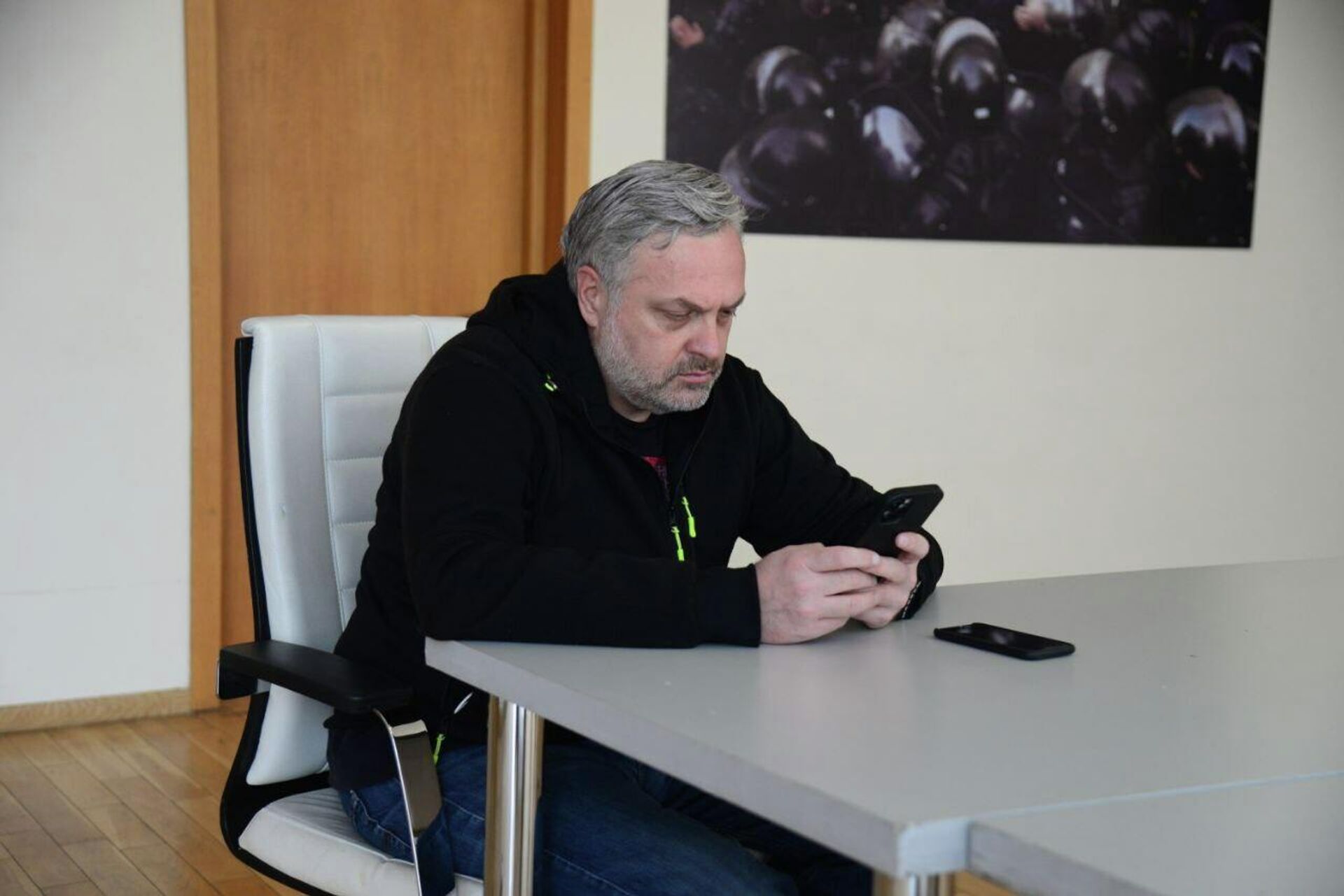 Георгий Барамидзе участвует в голодовке в офисе Единого Нацдвижения - Sputnik საქართველო, 1920, 12.11.2022