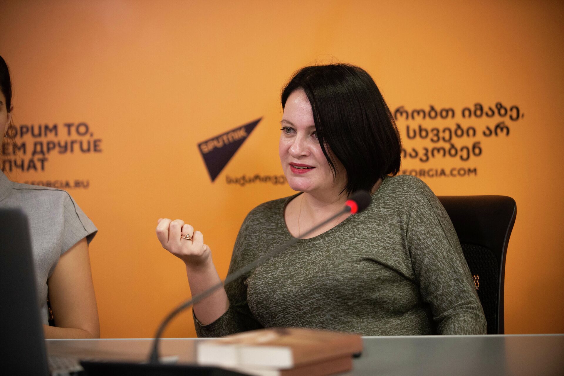 Анастасия Хатиашвили - Писательница и колумнист Sputnik Грузия  - Sputnik Грузия, 1920, 25.11.2021