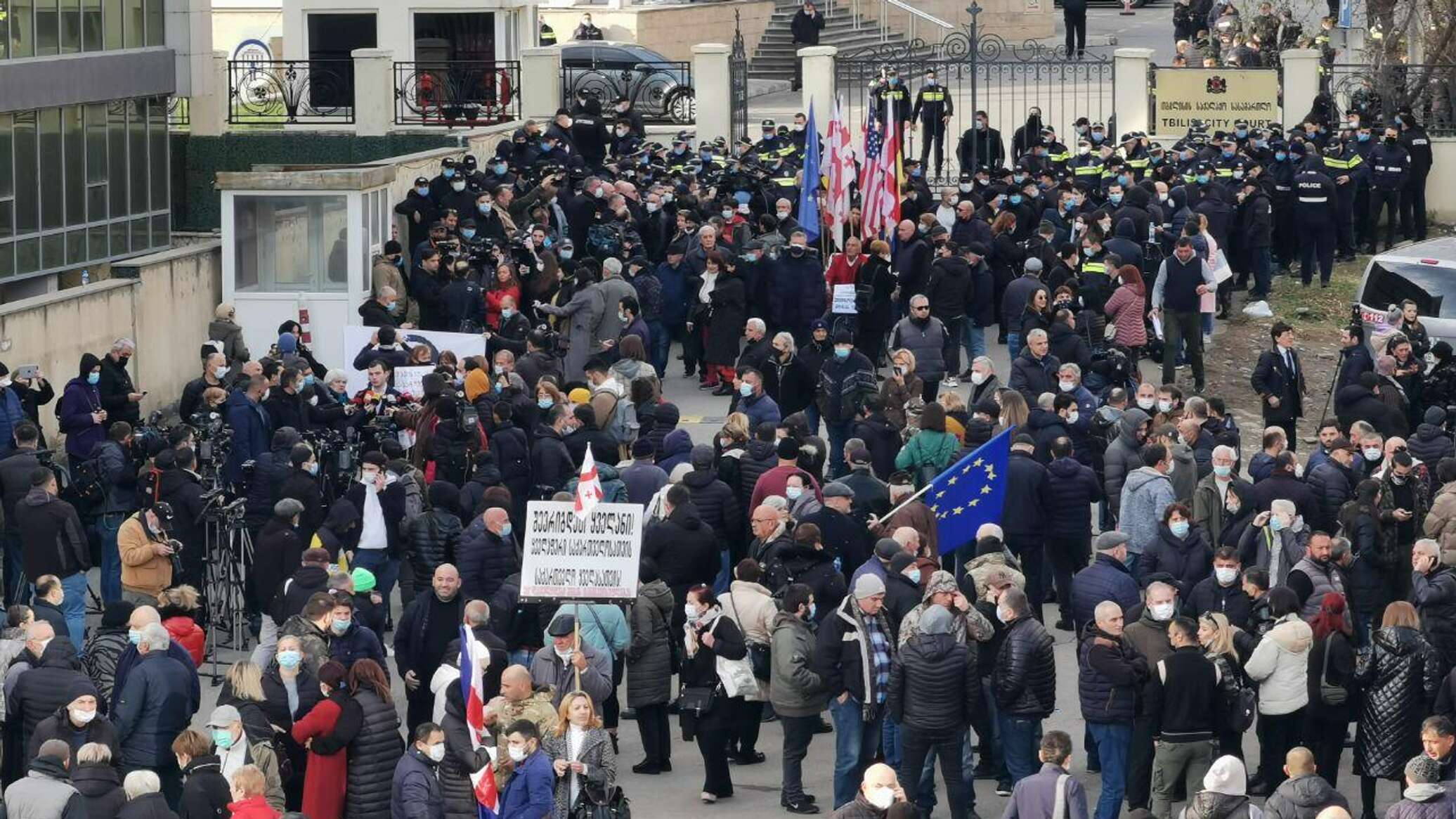 День победы в грузии 2024. Саакашвили 2021. Митинг в Тбилиси.