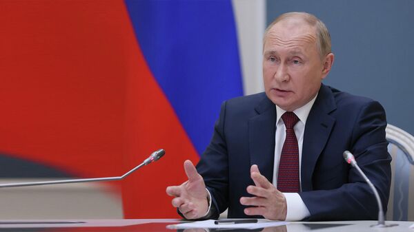 Путин: Я имею право избираться на новый срок - видео - Sputnik Грузия