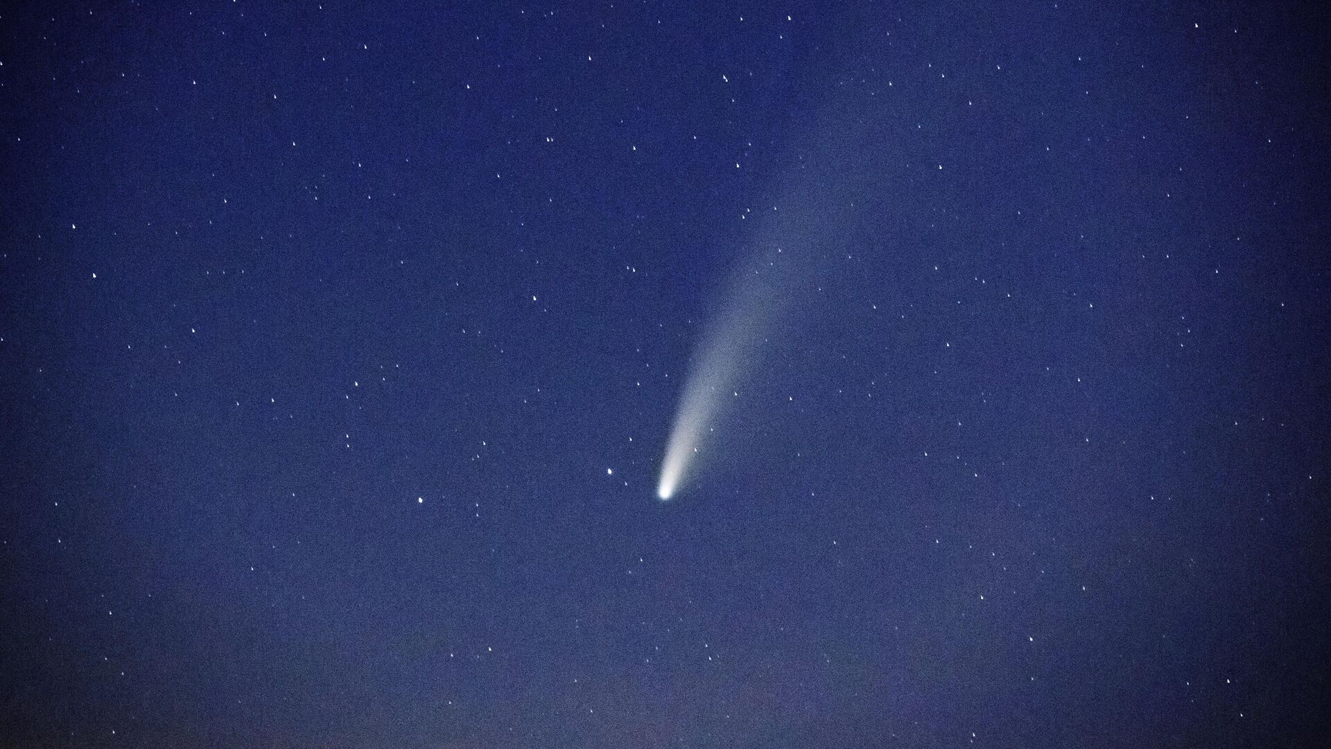 Комета NeoWise в небе над Адыгеей - Sputnik Грузия, 1920, 11.01.2022