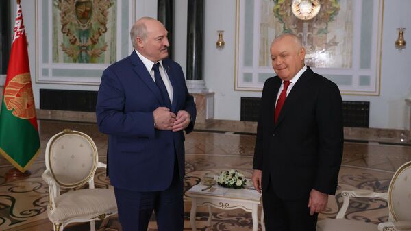  Гаспарян об интервью Лукашенко Киселеву: лидер Беларуси точно выбрал момент - Sputnik Грузия