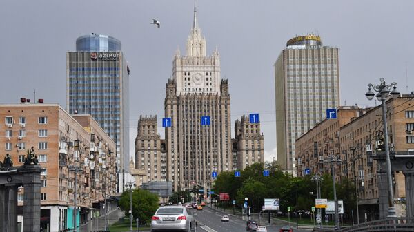 Здание Министерства иностранных дел РФ (в центре), фото из архива - Sputnik Грузия