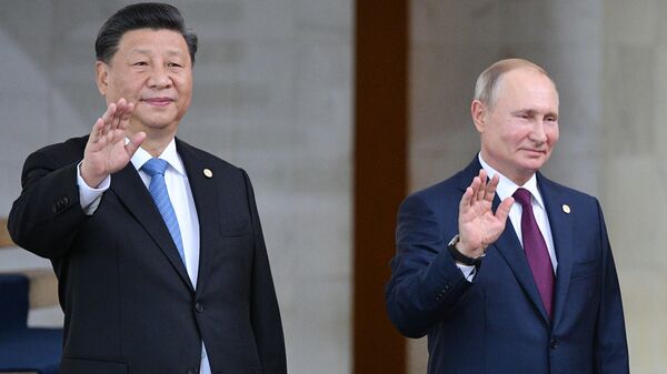 Президент РФ Владимир Путин и председатель Китайской Народной Республики (КНР) Си Цзиньпин - Sputnik Грузия