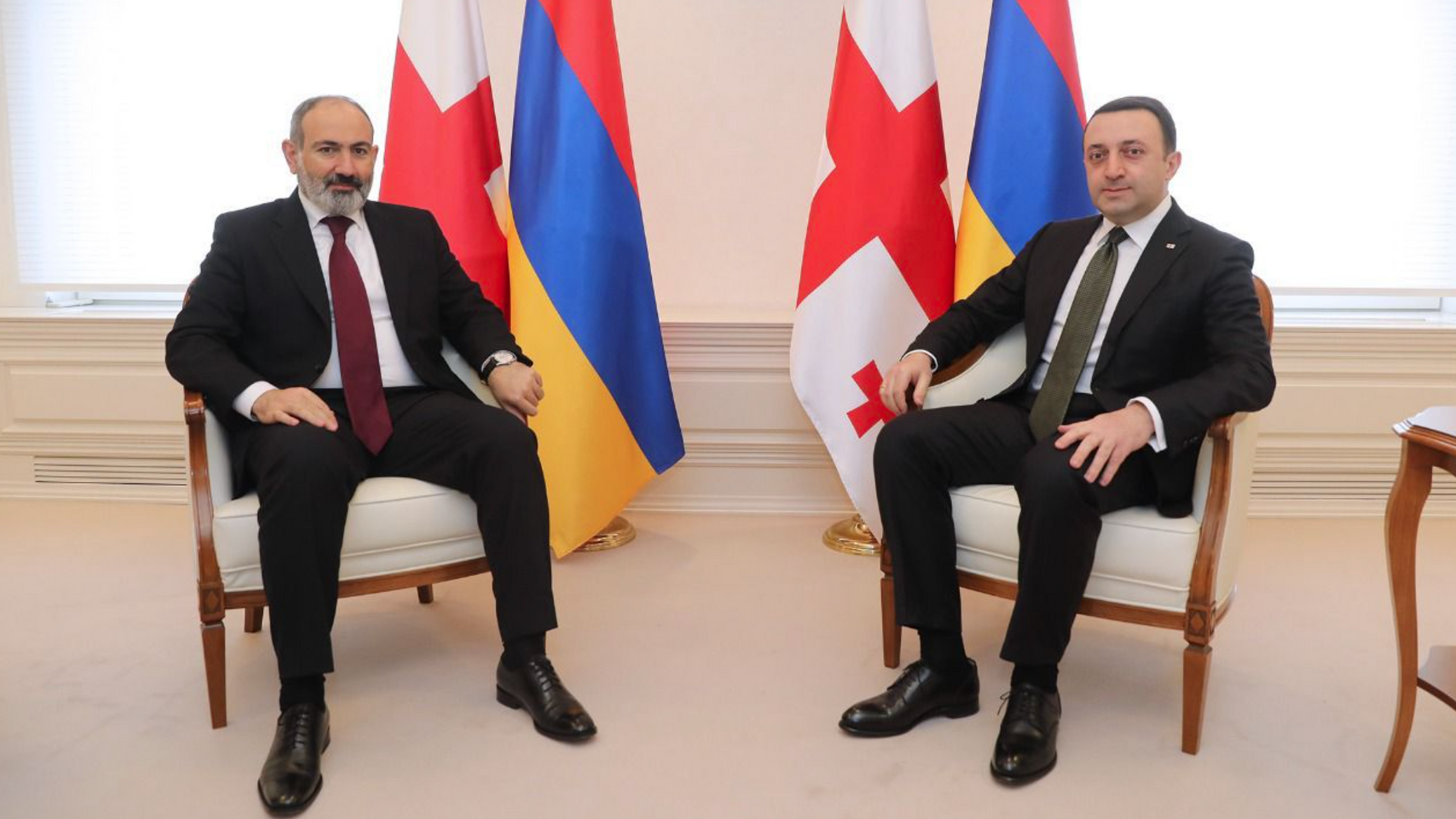 Премьер-министры Армении и Грузии обсудили обстановку в Закавказье