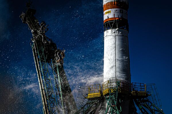 Запуск ракеты-носителя со стартового комплекса &quot;Восток&quot; № 31 на космодроме Байконур в рамках съемки художественного фильма &quot;Вызов&quot; - Sputnik Грузия