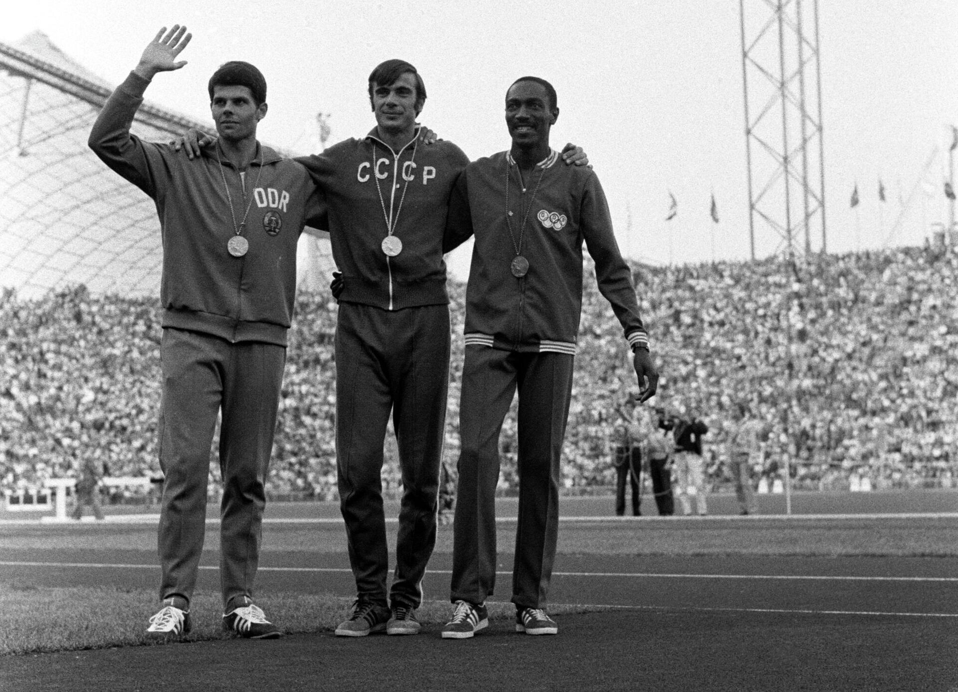 Виктор Санеев среди призеров XX летних Олимпийских игр в Мюнхене (26 августа - 10 сентября 1972 года) по легкой атлетике в тройном прыжке  - Sputnik Грузия, 1920, 04.01.2022
