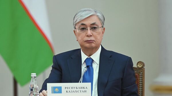 Президент Казахстана обратился к лидерам стран ОДКБ за помощью - видео - Sputnik Грузия