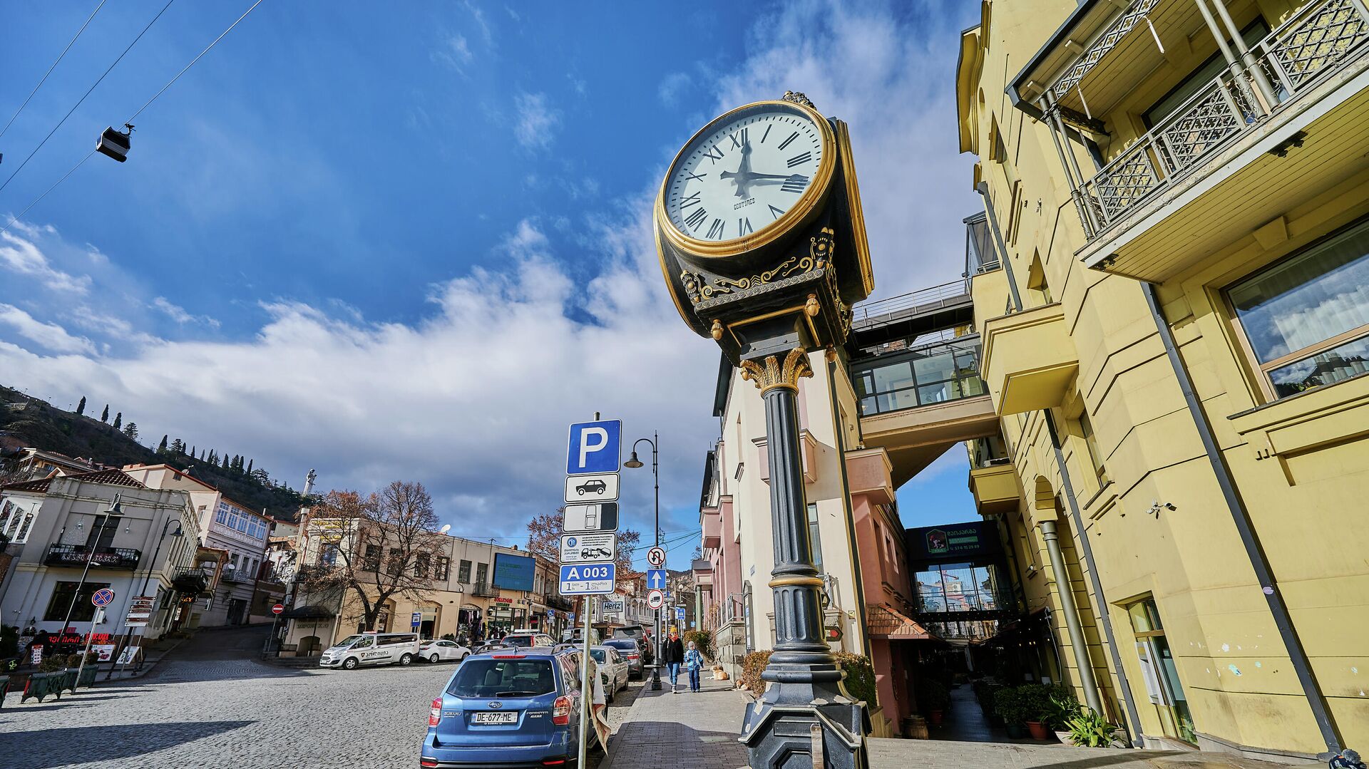 Вид на город Тбилиси - Мейдан и Шардена, уличные часы - Sputnik Грузия, 1920, 23.03.2022