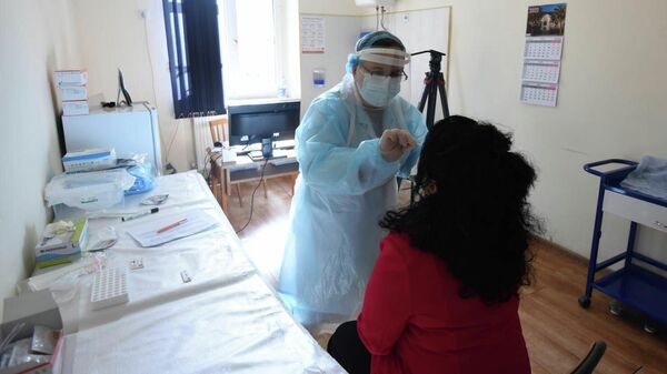 Эпидемия коронавируса - ПЦР тестирование в школах Грузии - Sputnik Грузия