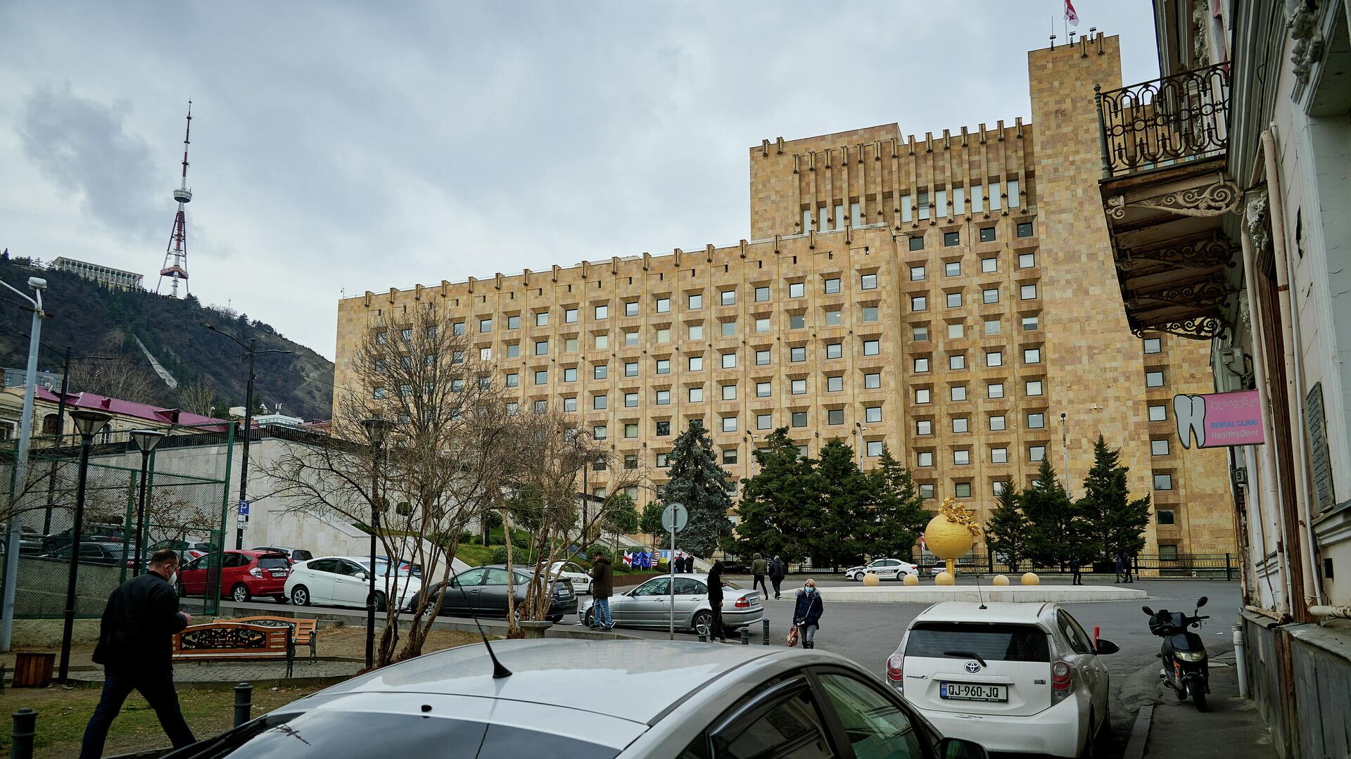 Здание администрации правительства Грузии - Sputnik Грузия, 1920, 01.05.2022