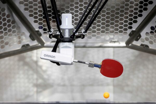 Робот для настольного тенниса, разработанный производителем деталей для автоматизации Omron - Sputnik Грузия
