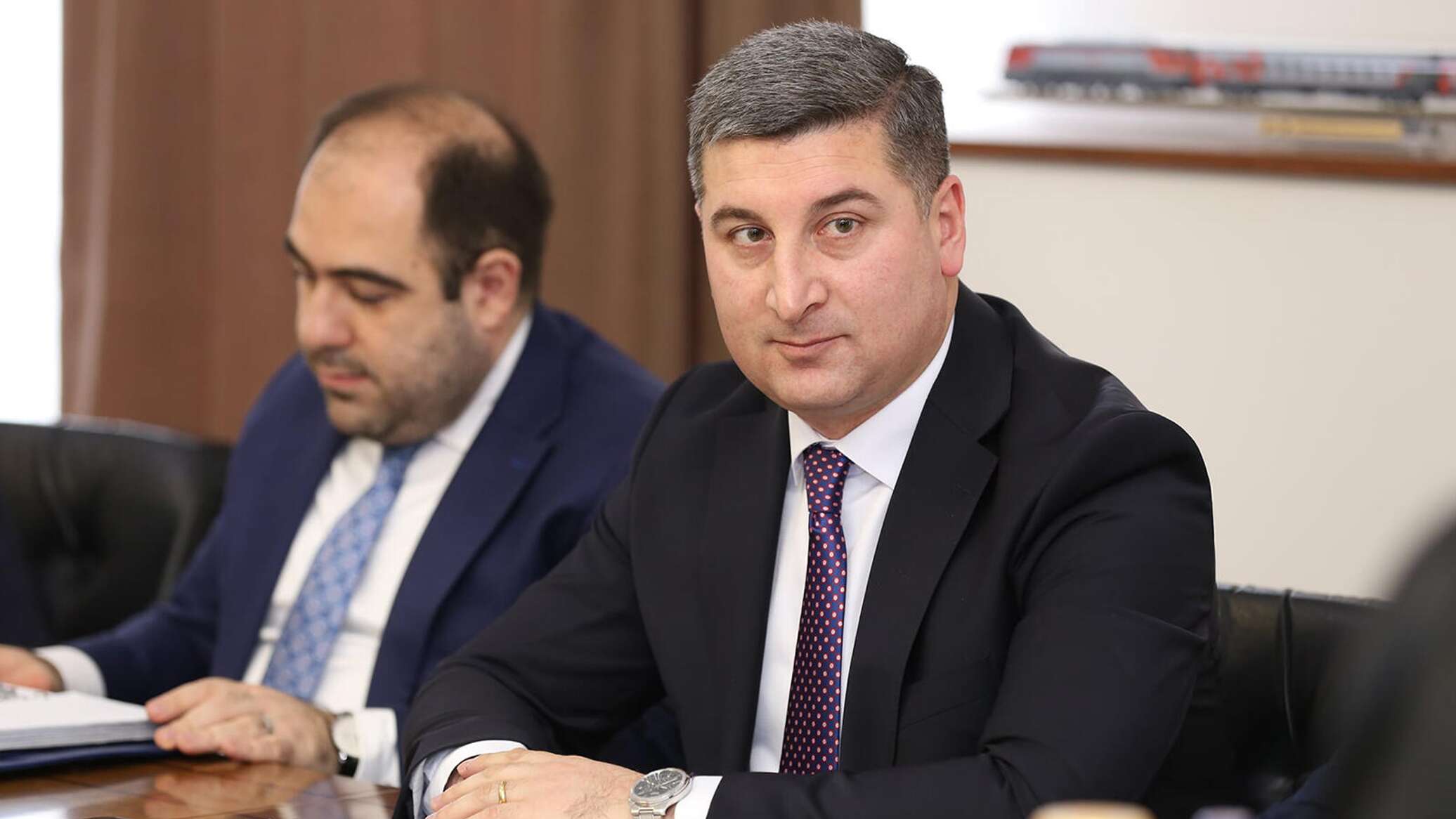 სუსმა ეკონომიკის მინისტრის ყოფილი მოადგილე რომეო მიქაუტაძე დააკავა