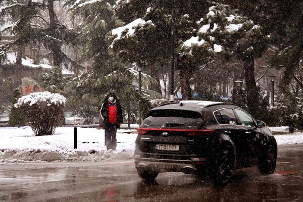 Сумасшедший март в Тбилиси - погода ошеломляет! - Sputnik Грузия