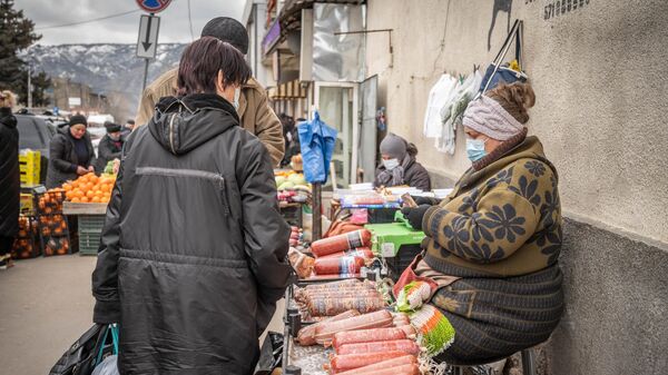 Мэрия Тбилиси предложила уличным торговцам альтернативные места для работы