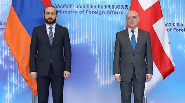 Министр иностранных дел Грузии Давид Залкалиани и глава МИД Армении Арарат Мирзоян - Sputnik Грузия