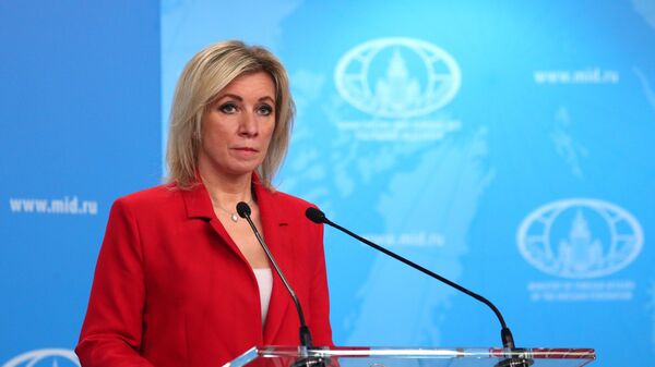 Мария Захарова комментирует для СМИ вопросы внешней политики - видео - Sputnik Грузия