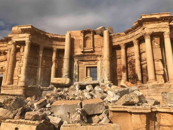 Историко-архитектурный комплекс Древней Пальмиры в сирийской провинции Хомс. Он находятся под угрозой, так как в стране с 2011 года продолжается гражданская война - Sputnik Грузия
