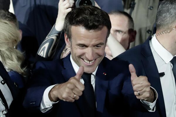 Действующий президент Франции Эмманюэль Макрон победил во втором туре выборов главы государства - Sputnik Грузия