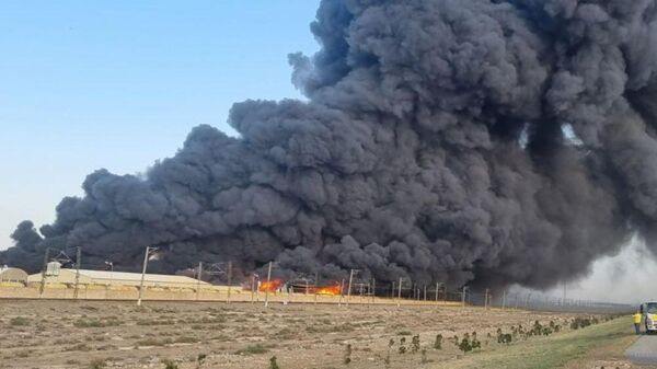Пожар на заводе Азерсун в Сумгайыте - Sputnik Грузия