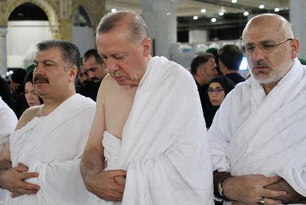 Президент Турции Тайип Эрдоган, совершающий умру в священном городе Саудовской Аравии Мекке - Sputnik Грузия