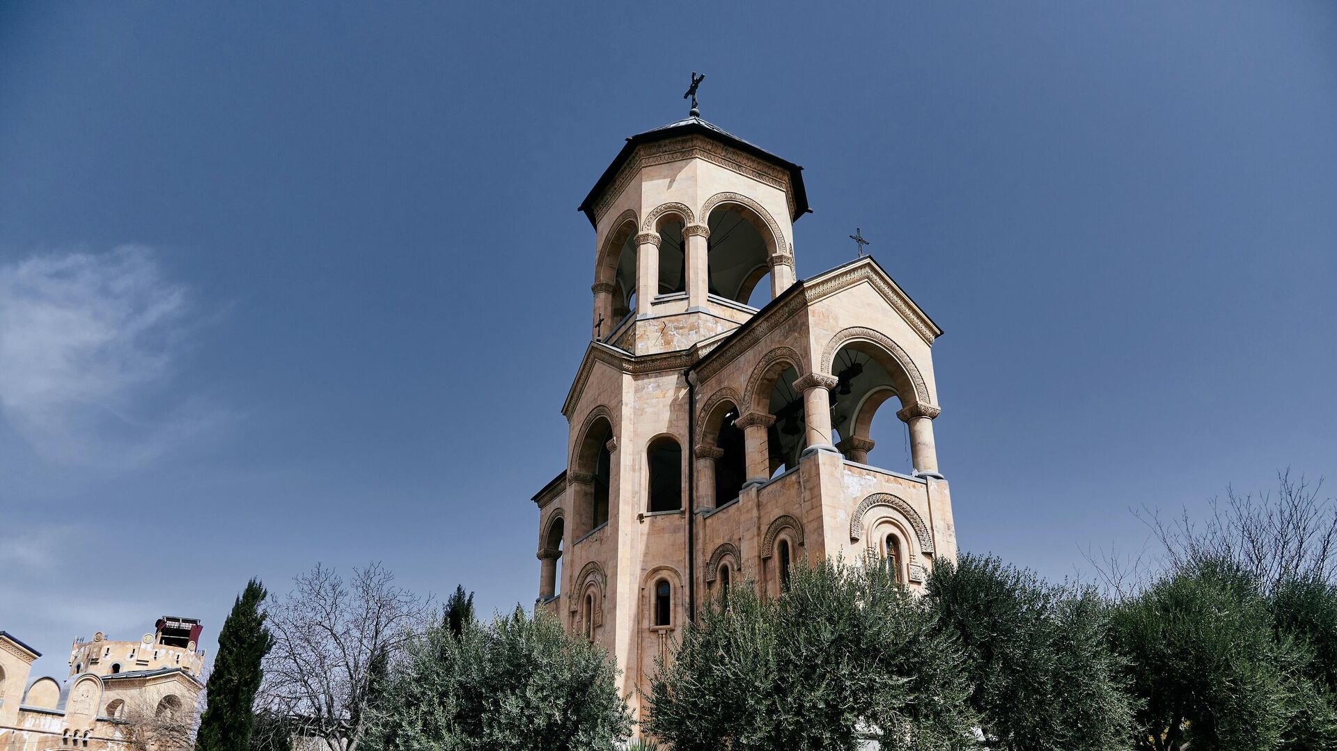 Кафедральный собор Святой Троицы -  Самеба - Sputnik Грузия, 1920, 29.05.2022