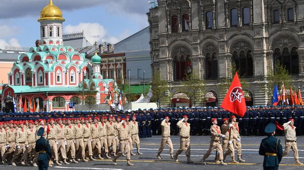 Военный парад, посвящённый 77-й годовщине Победы в Великой Отечественной войне - Sputnik Грузия