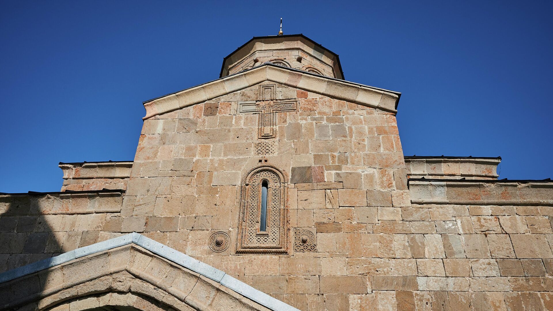 Казбеги. Гергетская церковь - Sputnik Грузия, 1920, 09.06.2022