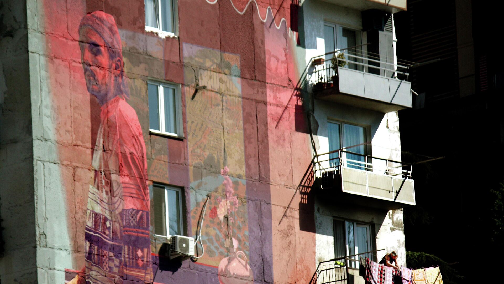 Граффити и стрит-арт в столице Грузии - Sputnik Грузия, 1920, 21.09.2022