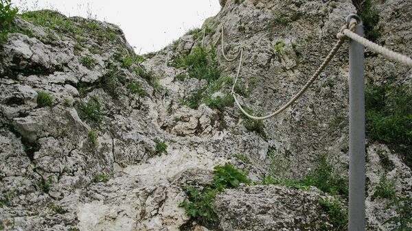 Орлиное ущелье адаптировали для экотуристов - Sputnik Грузия
