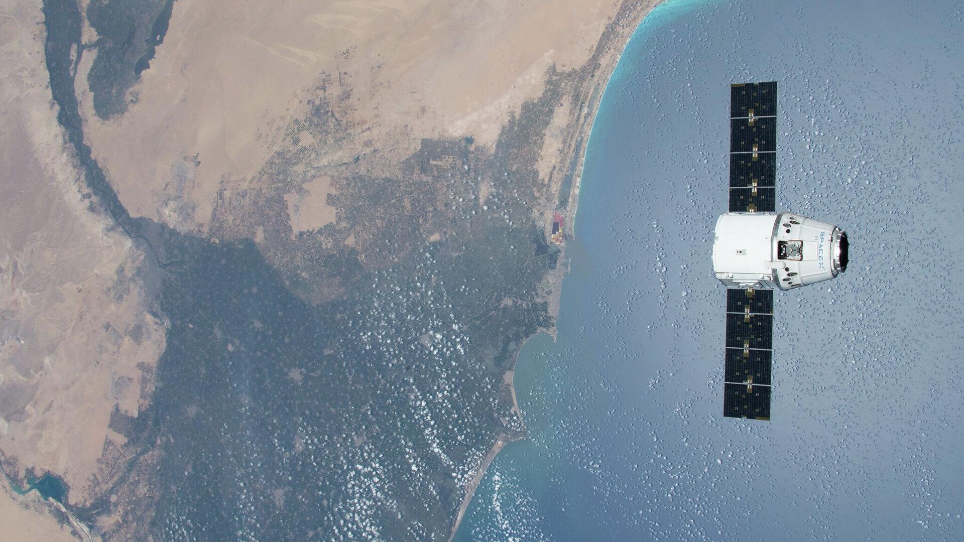 SpaceX Dragon CRS-15  - Sputnik საქართველო, 1920, 02.12.2022