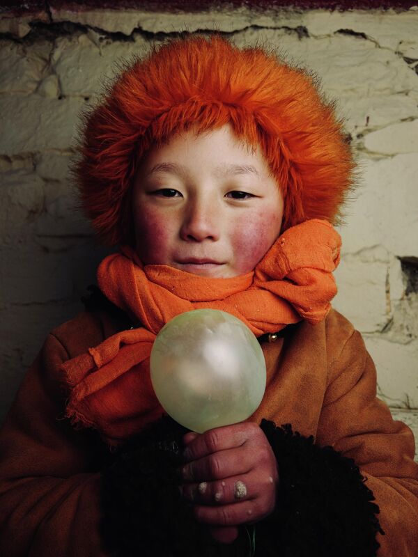 Снимок китайского фотографа Хуапэн-Чжао,   победивший в категории &quot;Дети&quot; - Sputnik Грузия
