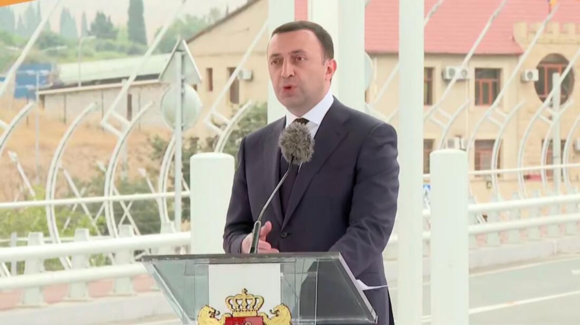 Премьер-министр Грузии Ираклий Гарибашвили на официальной церемонии открытия Моста Дружбы (19 августа 2022). Грузия - Sputnik Грузия, 1920, 19.08.2022