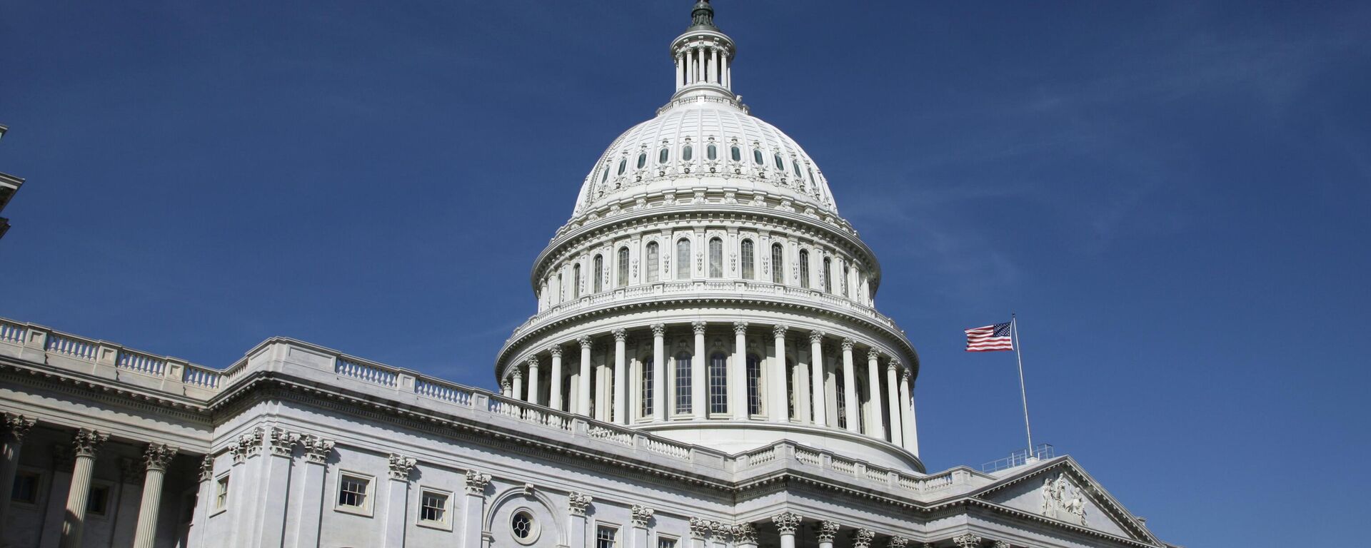Купол Капитолия - здание конгресса США в Вашингтоне.  - Sputnik Грузия, 1920, 27.09.2022