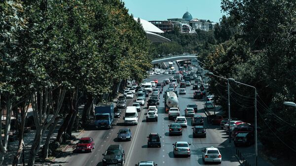 ავტომობილების მოძრაობა თბილისში - Sputnik საქართველო