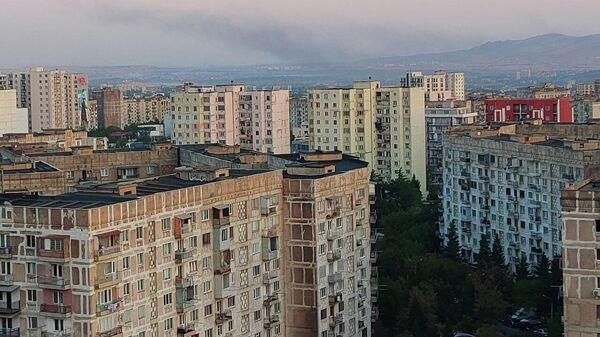 Жилые дома в районе Варкетили на окраине столицы Грузии - Sputnik Грузия