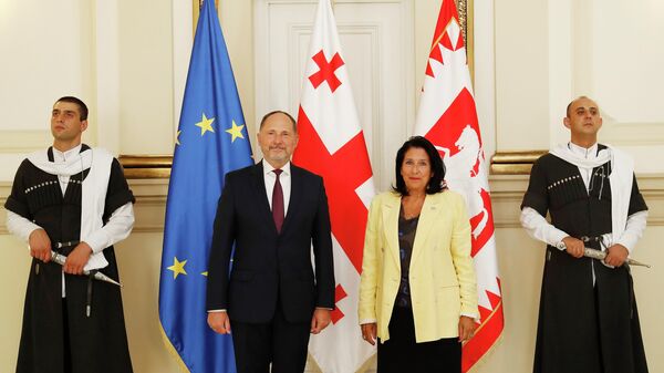 Саломе Зурабишвили и посол ЕС в Грузии Павел Герчинский - Sputnik Грузия