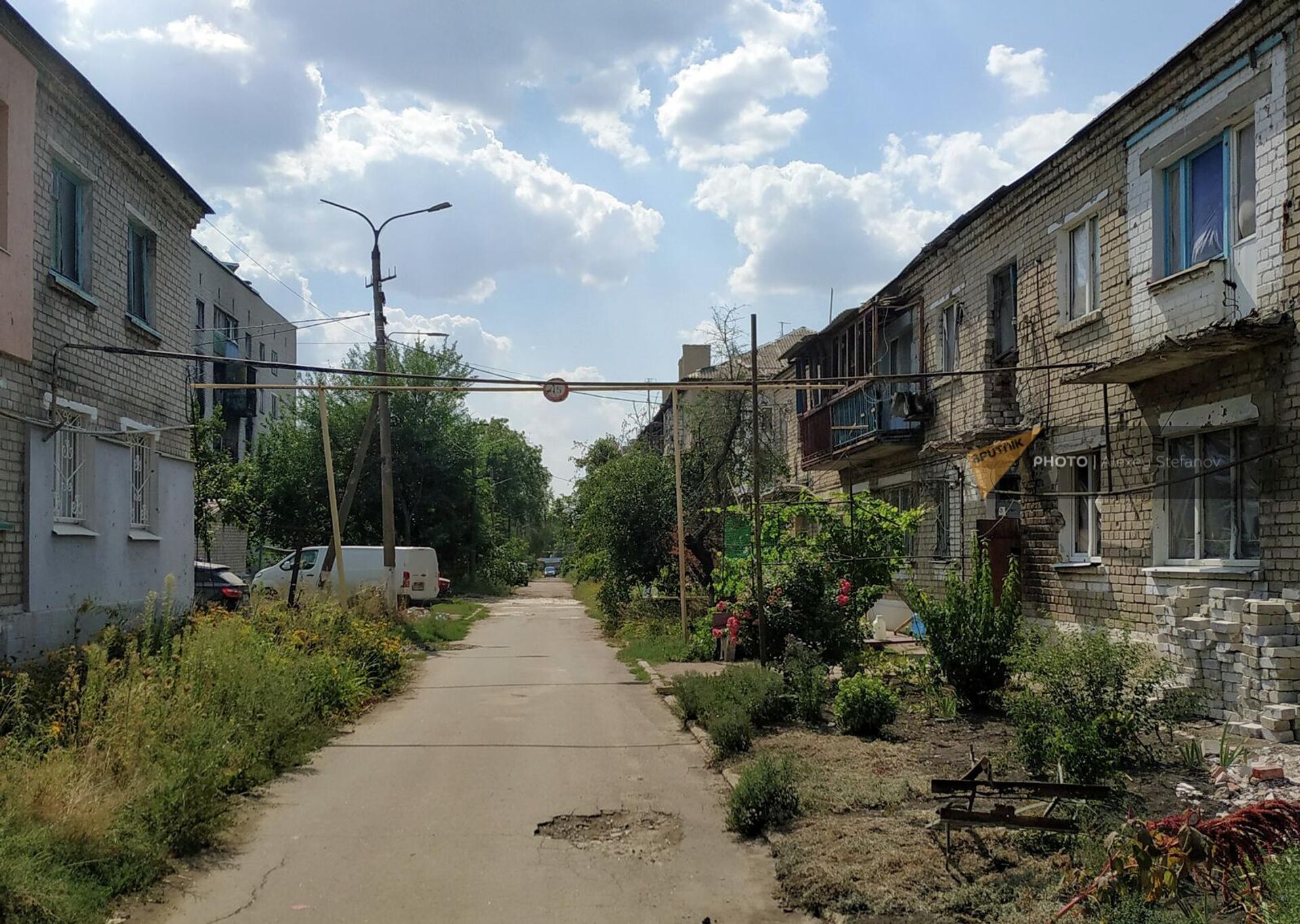 Одна из улиц Волновахи - Sputnik Грузия, 1920, 09.09.2022