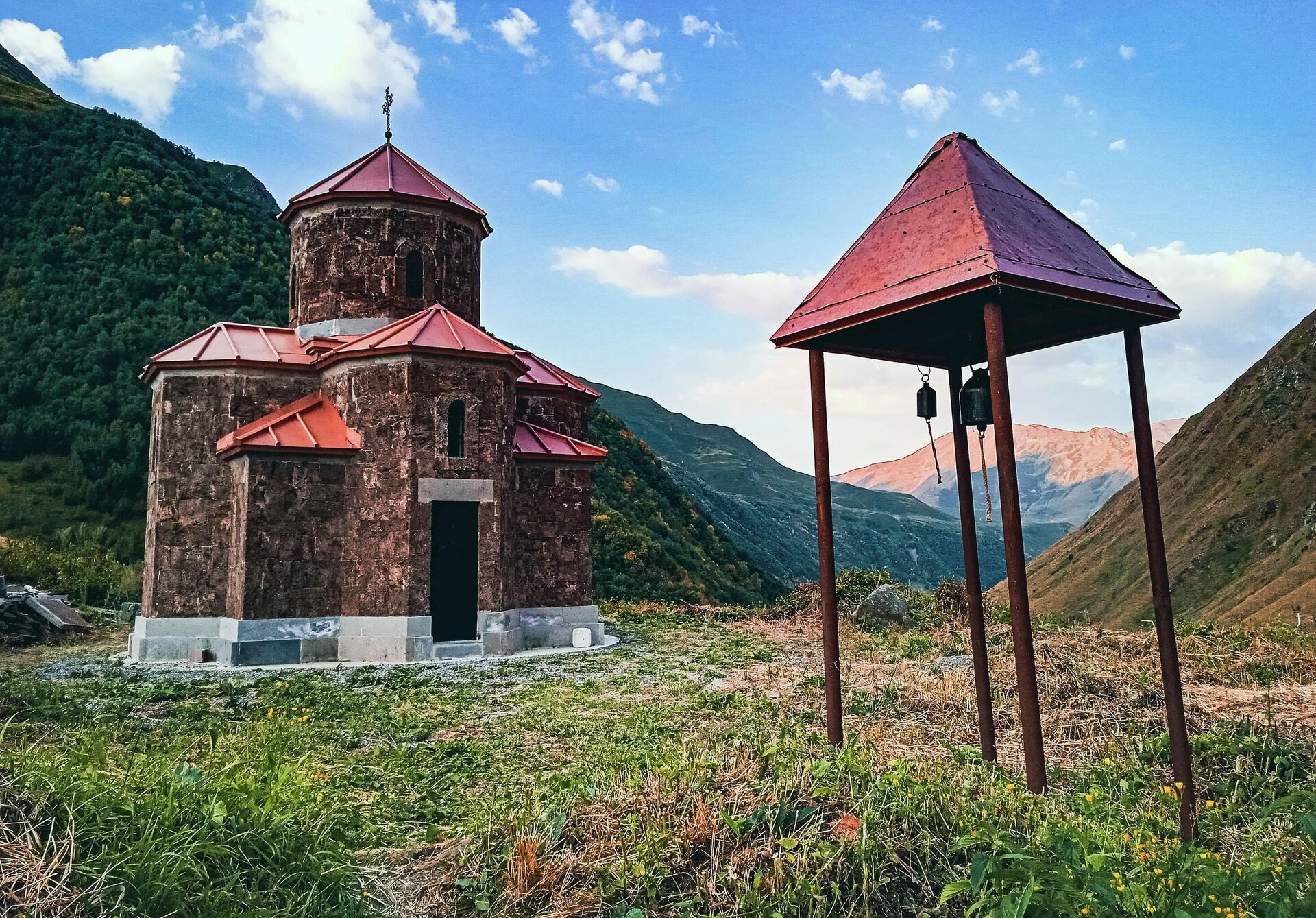 Хевсурети - горные пейзажи - Sputnik Грузия, 1920, 16.01.2023