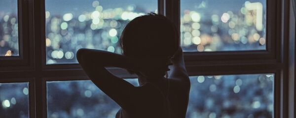 Плачущая девушка Плачущая девушка - Sputnik Грузия