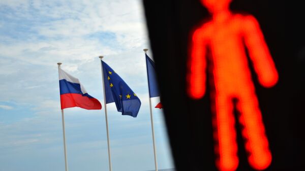 Флаги России, ЕС и Франции на набережной Ниццы - Sputnik Грузия